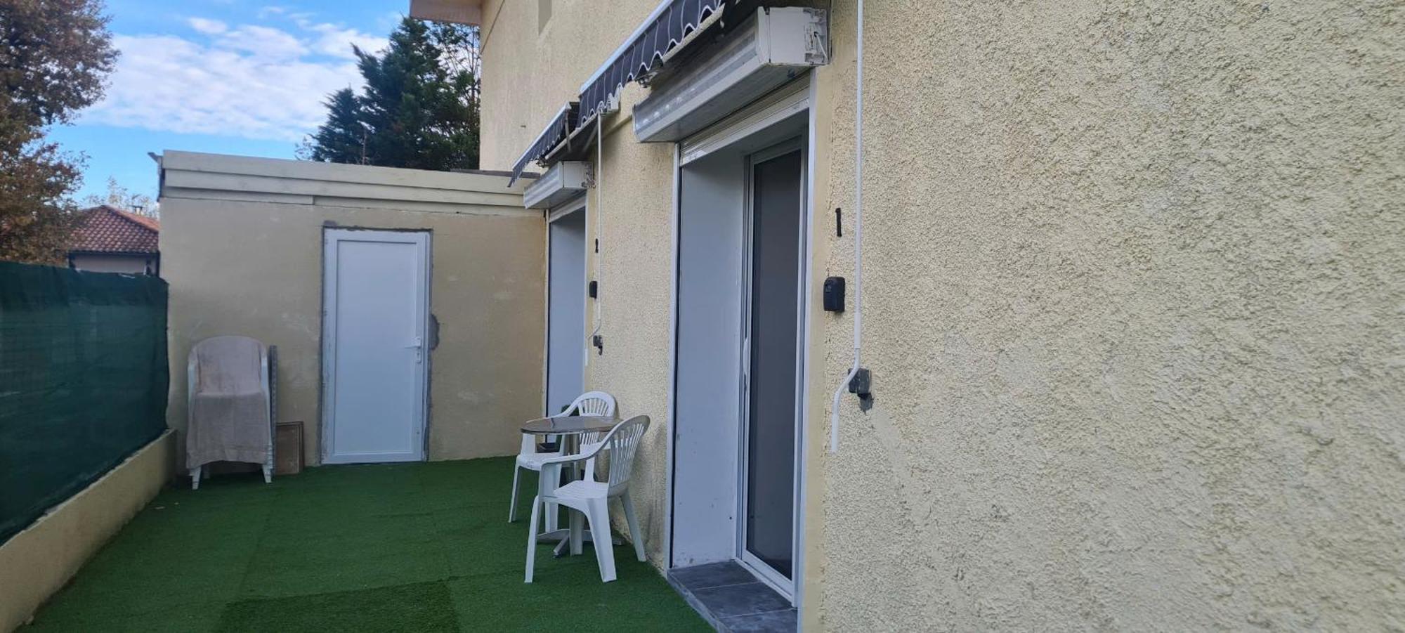 Joli T1 Bis Fonctionnel A Montussan
